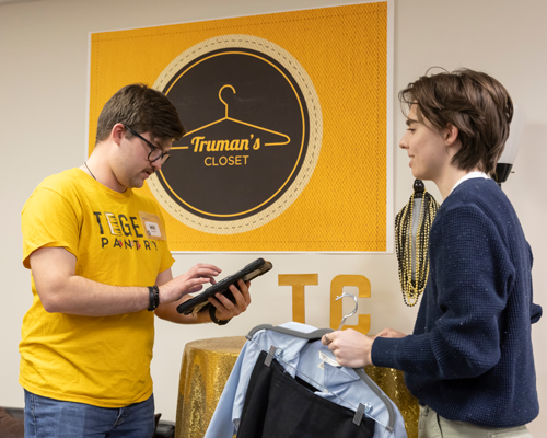 Student at Truman's Closet.